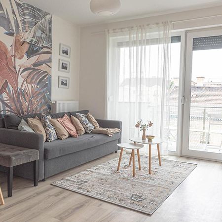 Dob36 Apartment With Free Private Parking And Balcony بودابست المظهر الخارجي الصورة