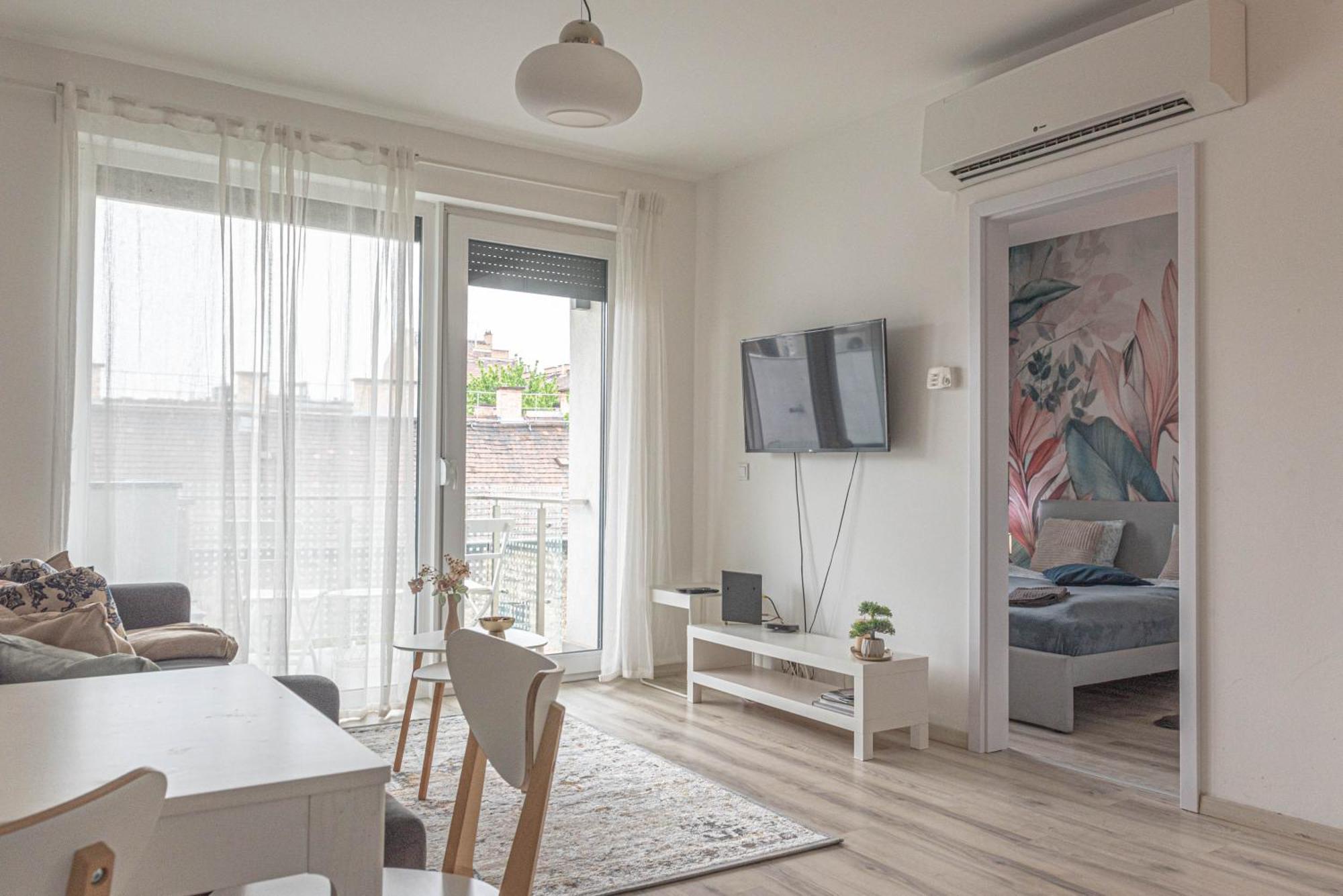Dob36 Apartment With Free Private Parking And Balcony بودابست المظهر الخارجي الصورة